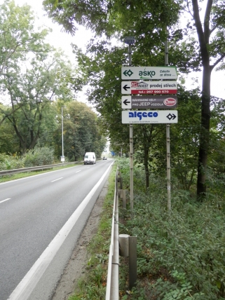 Komerční navigace