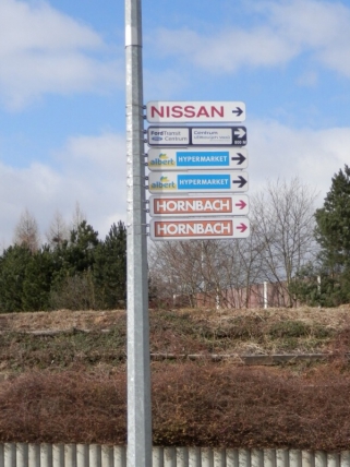 Nissan
Průhonice